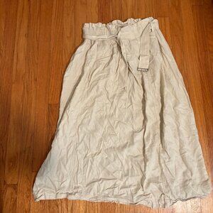 Uniqlo linen blend paper bag waist belted light tan skirt, EUC, Size M (28-29)